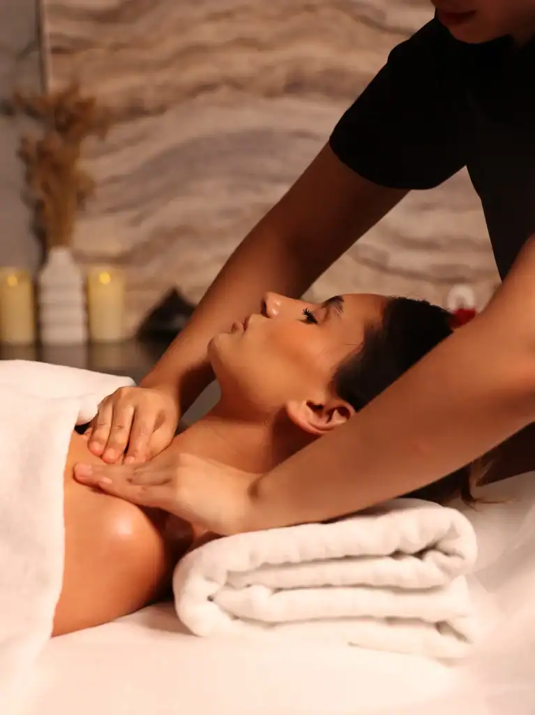 Stress Release Massage in Dubai at The Best Spa in Dubai - Dreamworks Spa